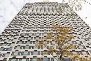 How to Choose Commercial Windows; apartment windows