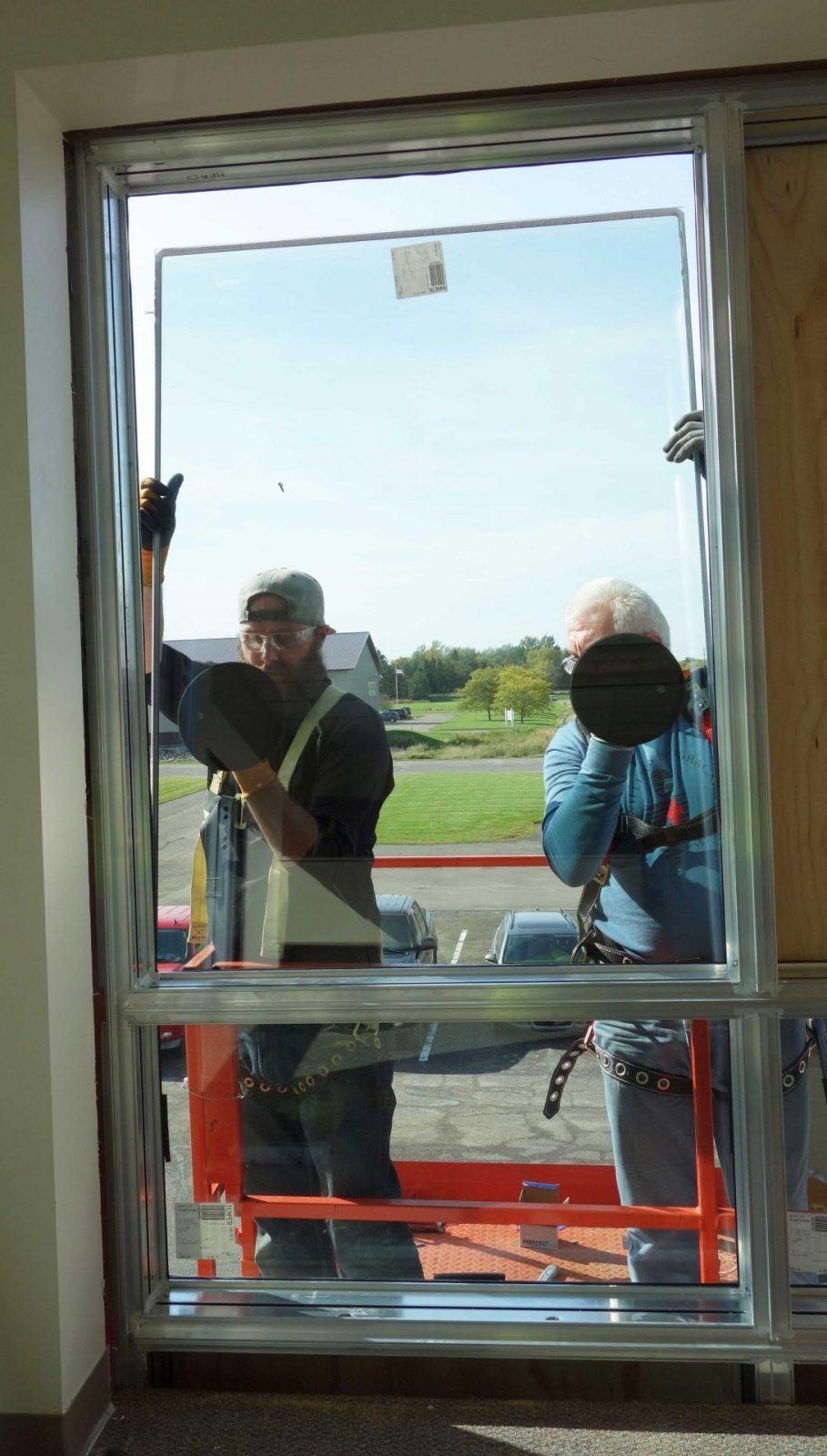 Tips for Glass Handling Safety